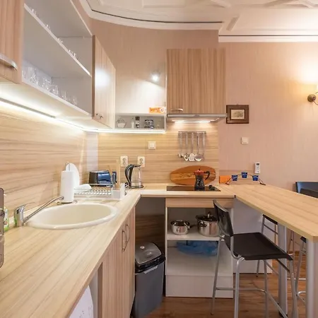 Feel - One Bedroom Next To Russian Square * Sofia